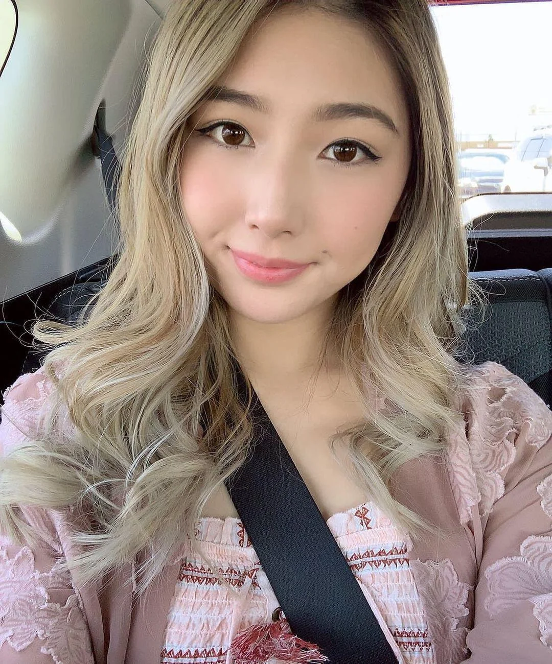 Asian blonde picture 1 of 1